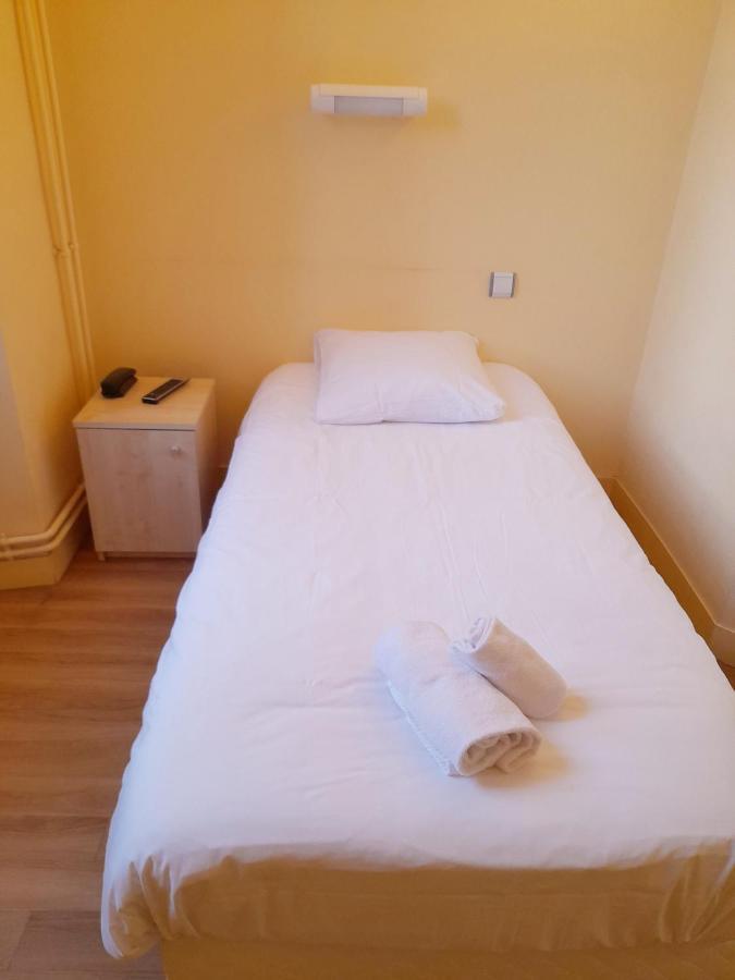 Hotellerie Saint Yves Chartres Kültér fotó