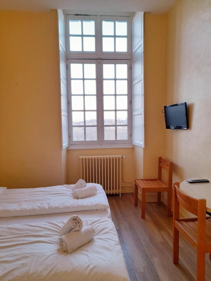 Hotellerie Saint Yves Chartres Kültér fotó