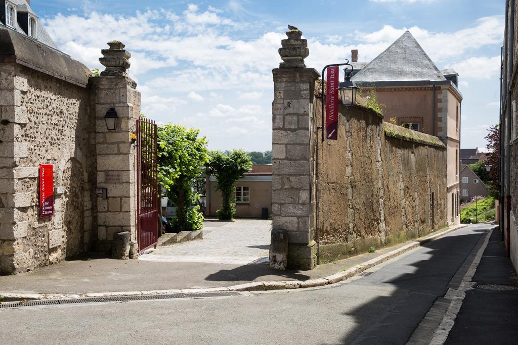 Hotellerie Saint Yves Chartres Kültér fotó
