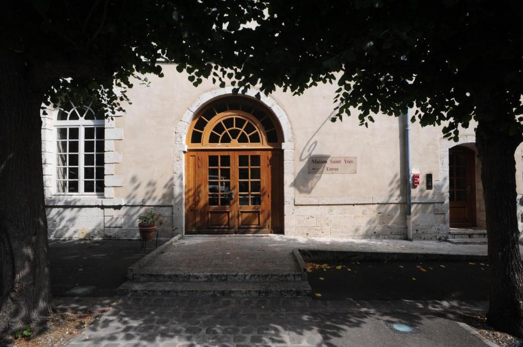 Hotellerie Saint Yves Chartres Kültér fotó
