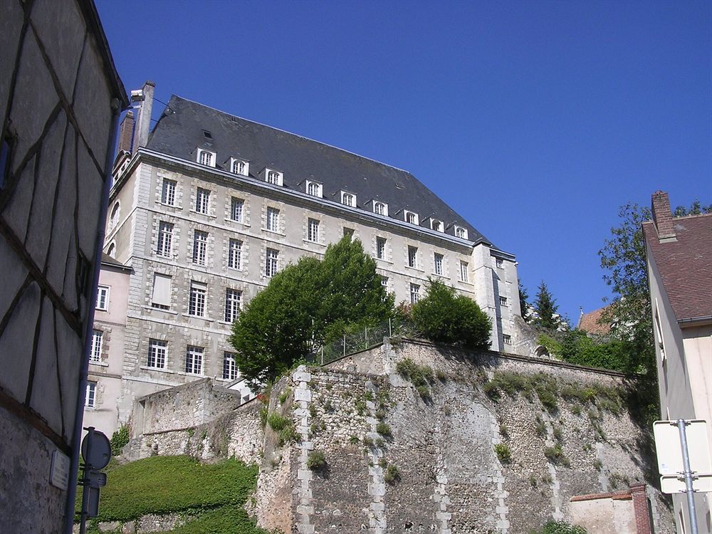 Hotellerie Saint Yves Chartres Kültér fotó